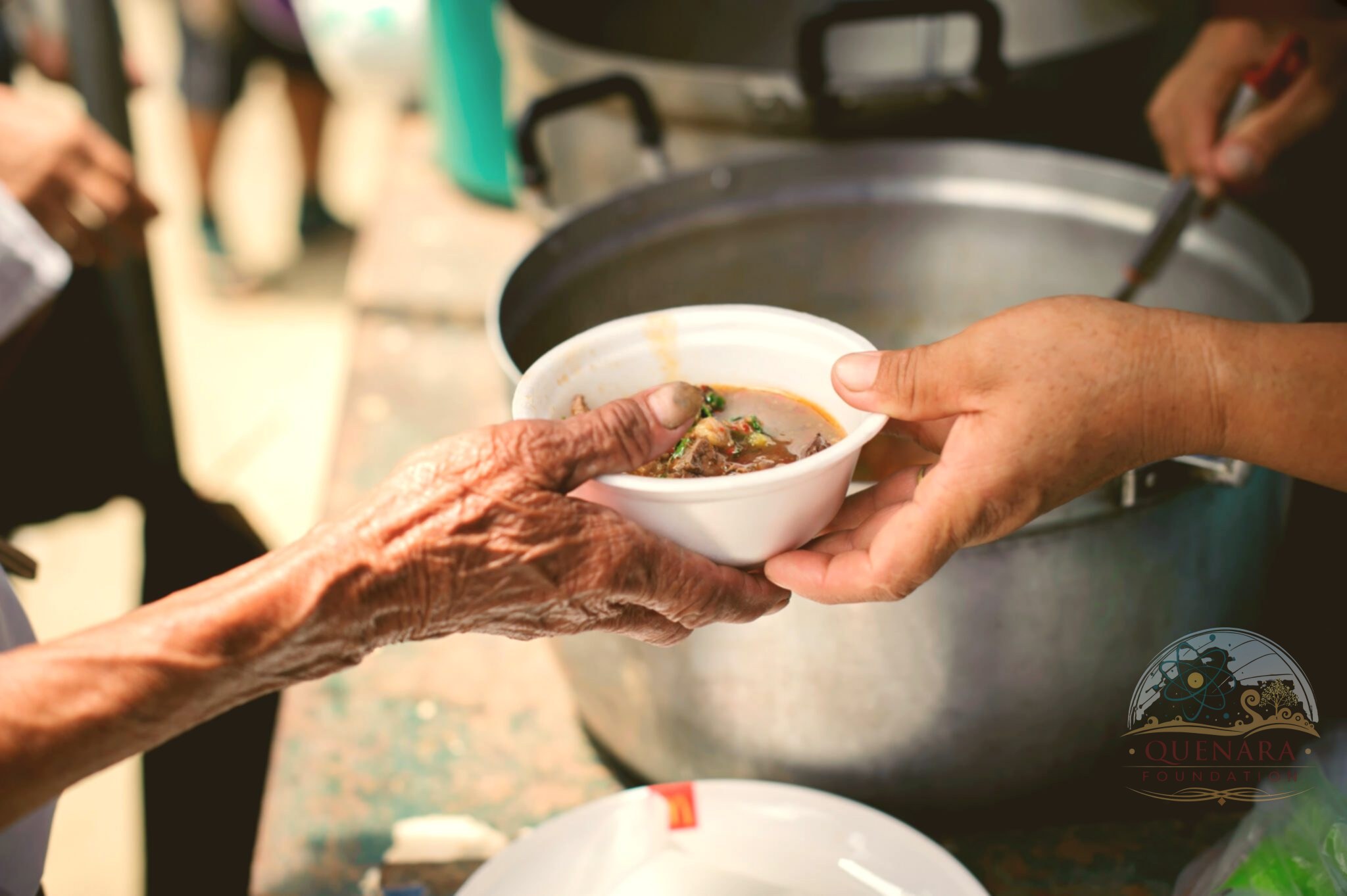 Ramadan Tables in Chad: A Glass of Water and a Heartwarming Smile 3