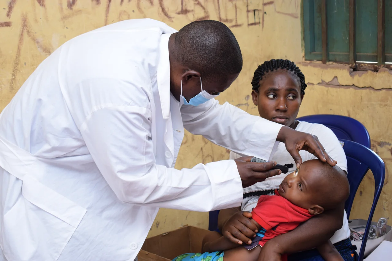 Mobile Cataract Clinic: 300 Sights in 30 Days