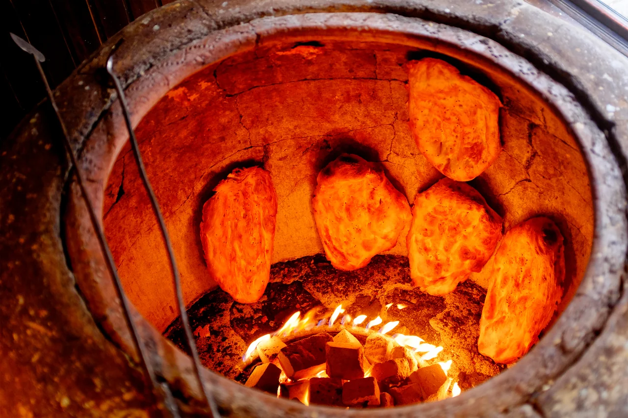 Community Oven: Local Jobs, Steady Bread